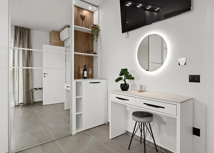 In Tinjan Near Hidrobaza Stinjan