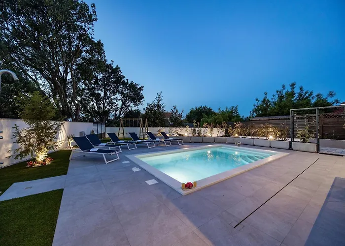 In Tinjan Near Hidrobaza